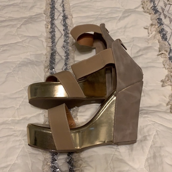 Gold and Tan Wedges Zipper Back - Picture 1 of 7
